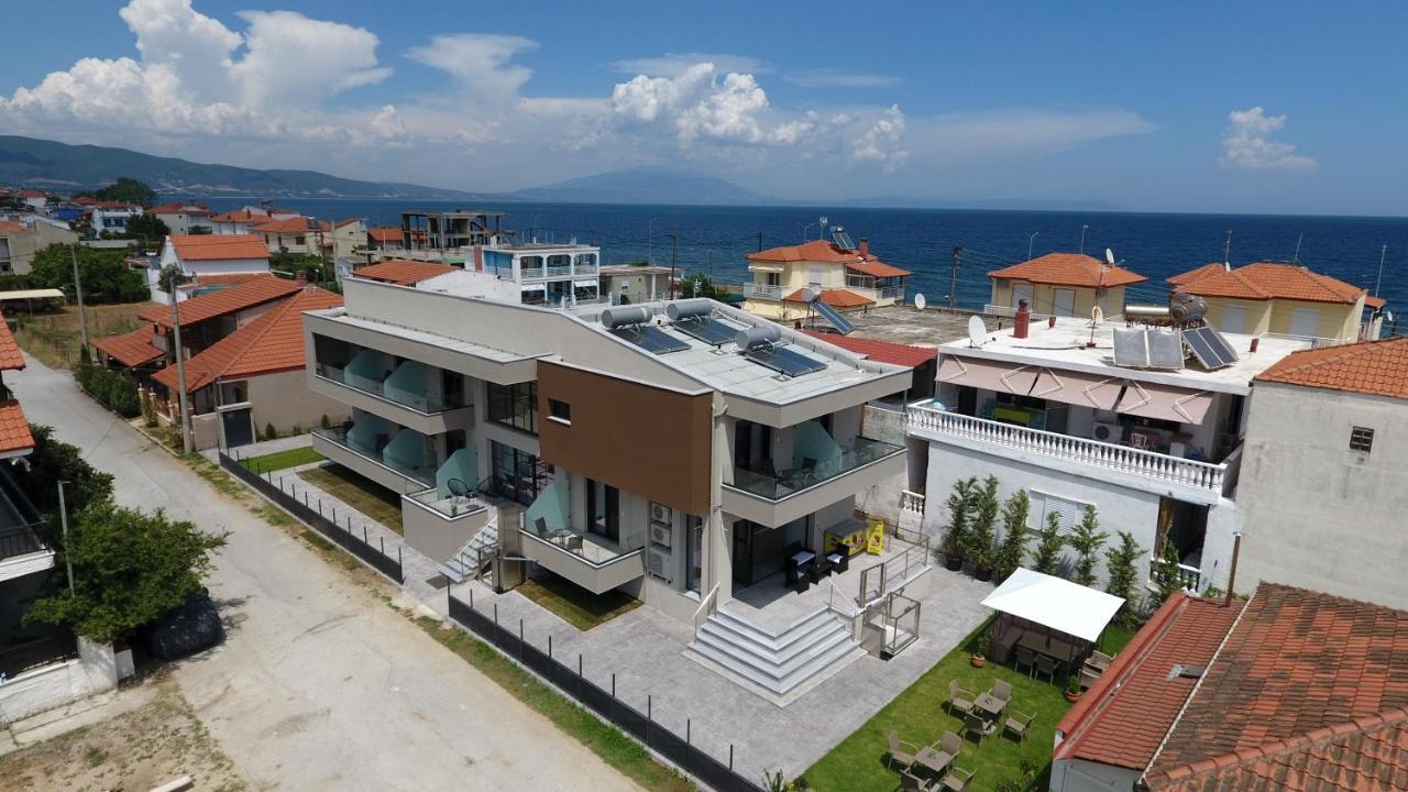 Aparthotel Cynthia Vrasná Esterno foto